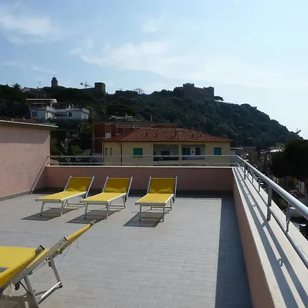 Meri * Castiglione della Pescaia